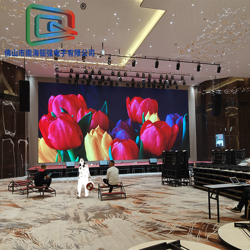 100平方室內(nèi)P2.5LED顯示屏 100平方室內(nèi)P2.5LED顯示屏